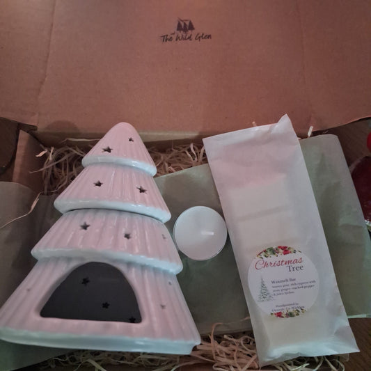 White Christmas Tree Oil Burner & Festive waxmelt - The Wild Glen